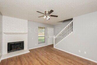 5933 Shadydell Dr in Fort Worth, TX - Building Photo - Building Photo