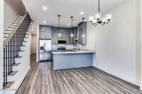 711 E Main St photo'