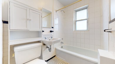 385 Besserer St. – The Belgarde Apartments in Ottawa, ON - Building Photo - Building Photo