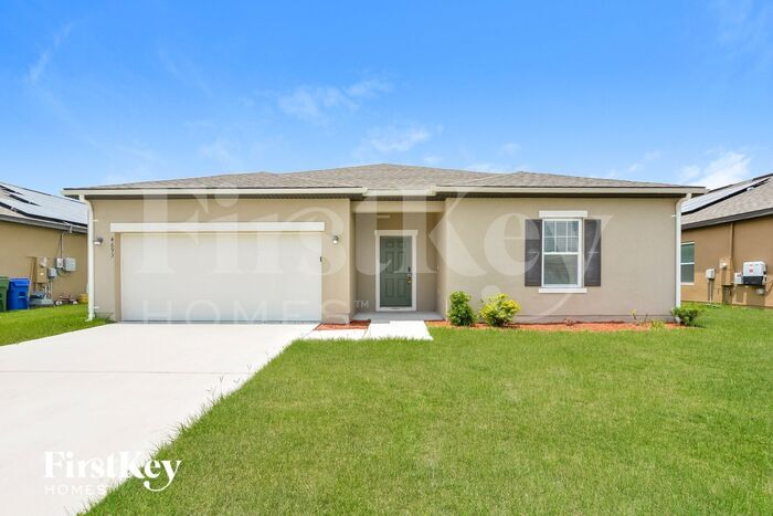 4693 Osprey Way in Winter Haven, FL - Building Photo