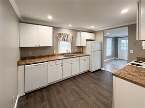 12189 Shady Ave in Conneaut Lake, PA - Building Photo - Building Photo