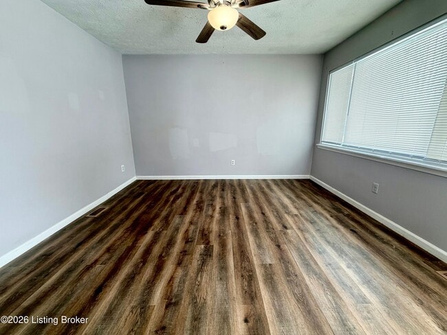 10809 Oreland Mill Rd in Louisville, KY - Building Photo - Building Photo