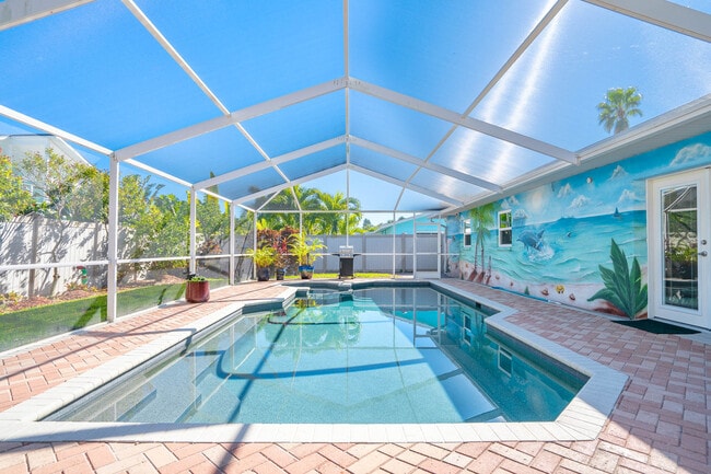 property at 3003 W Vina Del Mar Blvd