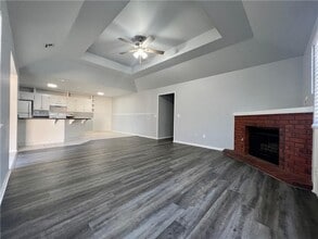 2004 S Old Wire Rd in Rogers, AR - Building Photo - Building Photo