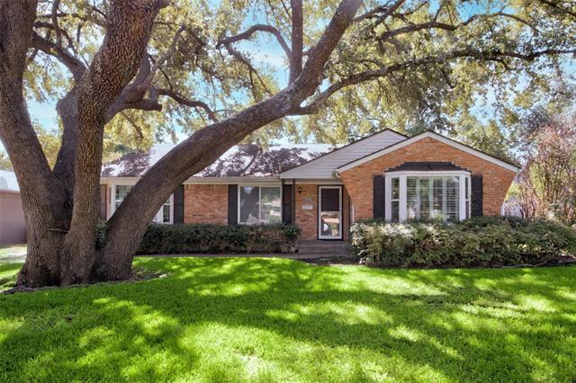 6228 Crestmont Dr in Dallas, TX - Building Photo