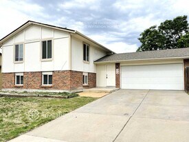 378 S 24th Ave in Brighton, CO - Building Photo