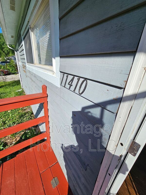11410 Palmer Ave in Kansas City, MO - Building Photo - Building Photo