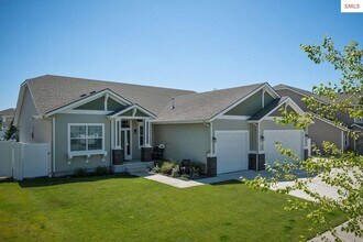 4342 Magrath Dr in Coeur d'Alene, ID - Building Photo - Building Photo