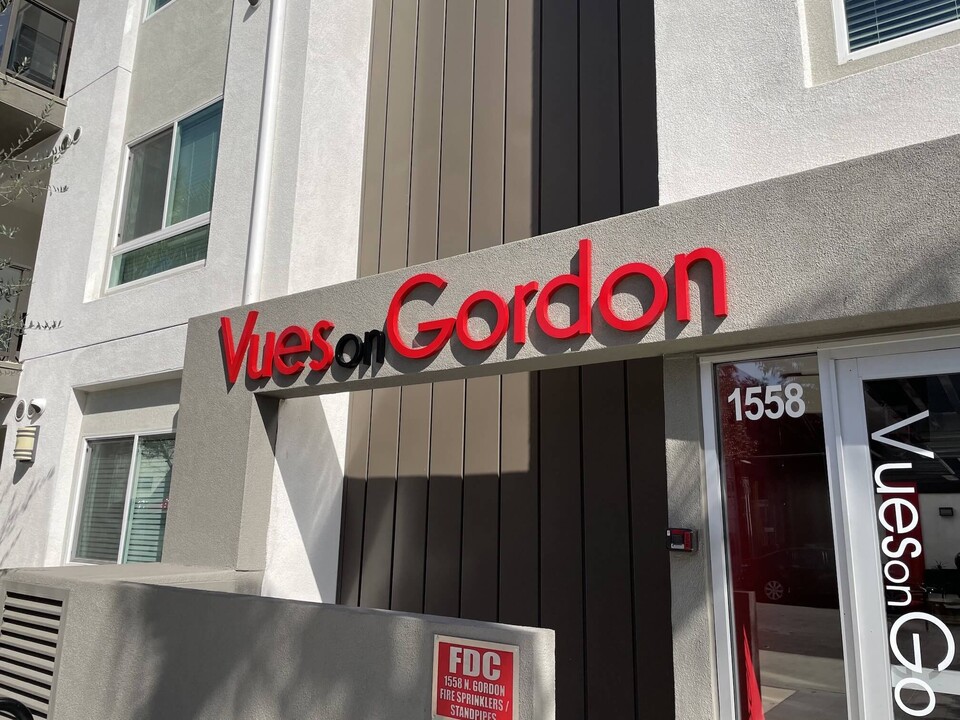 Vues on Gordon in Los Angeles, CA - Foto de edificio