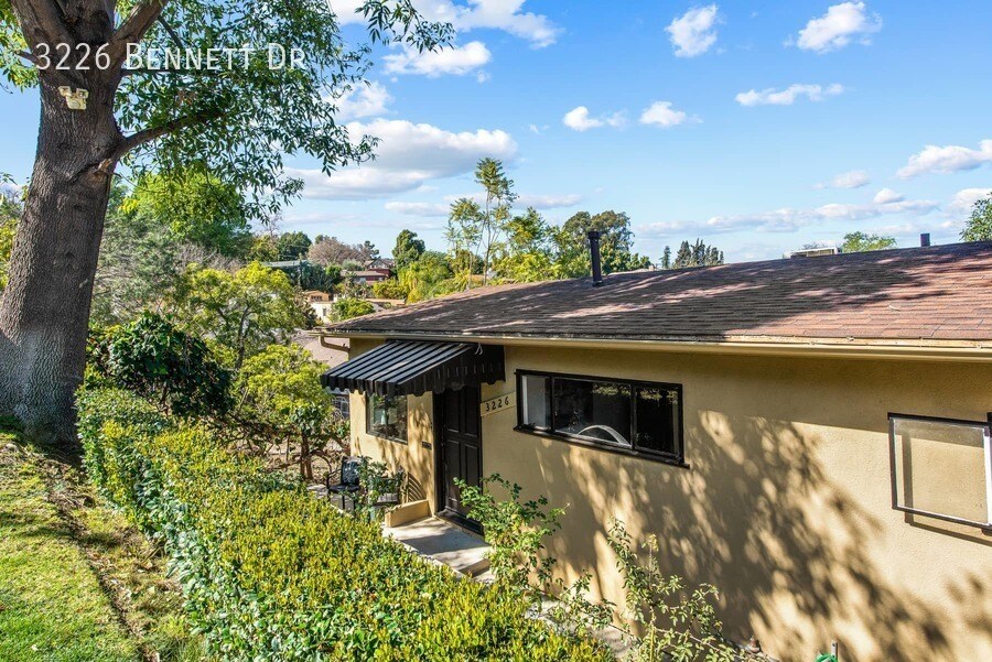 3226 Bennett Dr in Los Angeles, CA - Building Photo