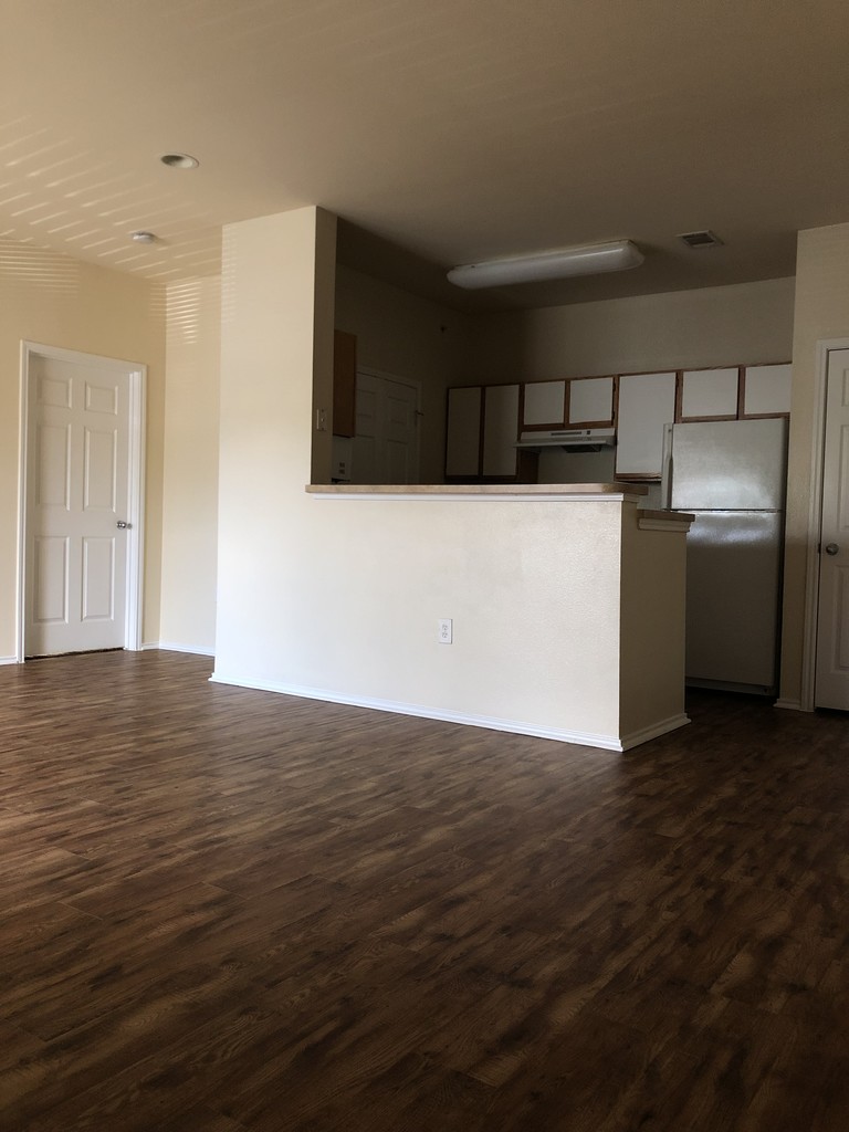 Legacy Oaks Apartments in Schertz, TX | ApartmentHomeLiving.com