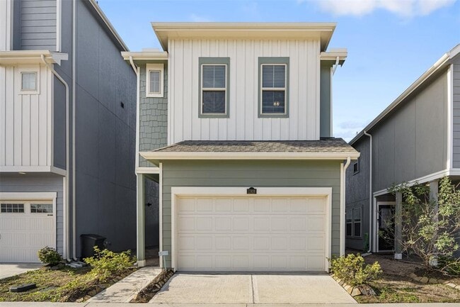 property at 11926 Briarwood Hill Way