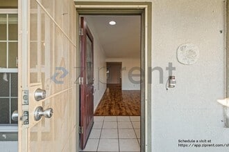 8635 Lott St in Stockton, CA - Building Photo - Building Photo