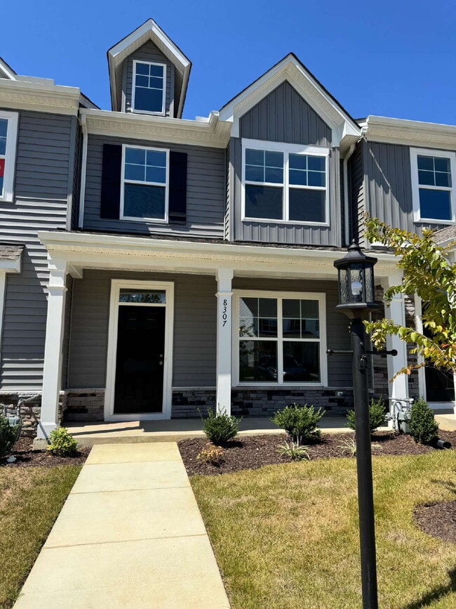 8307 Scott Pl in Richmond, VA - Building Photo - Building Photo