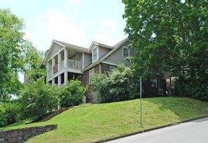 301 32nd Ave S in Nashville, TN - Building Photo
