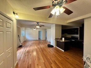 205B Highland Ave, Unit 1 in Somerville, MA - Building Photo - Building Photo