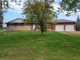 1489 Hwy 8 in Hamilton, ON - Building Photo