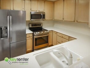 512 Norris Canyon Terrace in San Ramon, CA - Building Photo - Building Photo