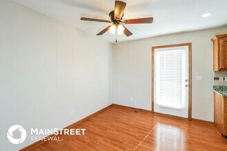 503 Lake Meadows Dr in Smithville, MO - Building Photo - Building Photo