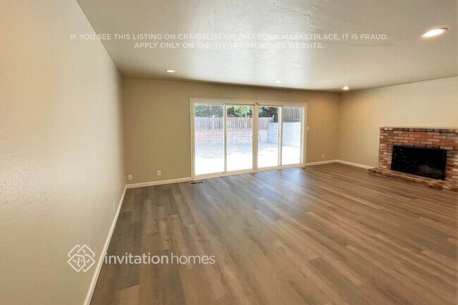 217 Locust Dr in Vallejo, CA - Building Photo - Building Photo
