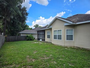 1732 SW 65th Dr in Gainesville, FL - Building Photo - Building Photo