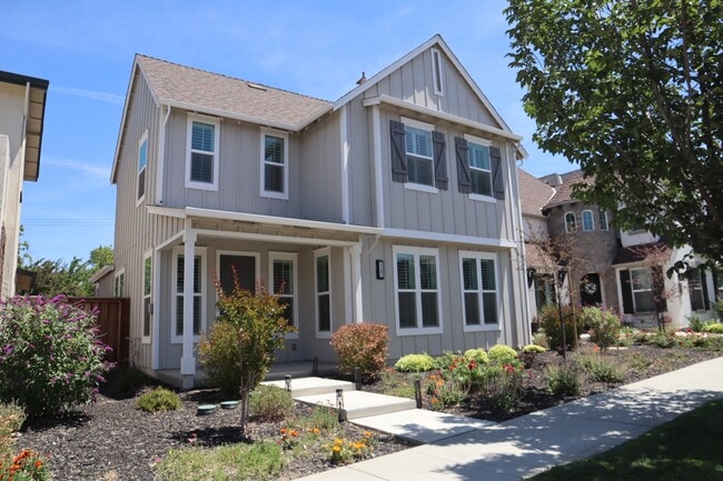 property at 3281 Crocker Dr