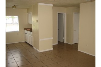 Spanish Oaks Apartments in Hattiesburg, MS - Building Photo - Building Photo