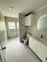 5134 Polk St in Houston, TX - Building Photo - Building Photo