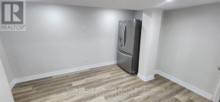 25 Lyle Dr in Clarington, ON - Building Photo - Building Photo