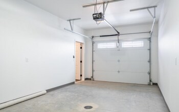 608 Pine St in Dickeyville, WI - Building Photo - Building Photo