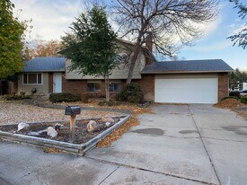 2807 Worthington Ave in Fort Collins, CO - Building Photo