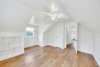 890 Polk Ave in Franklin Square, NY - Building Photo - Building Photo