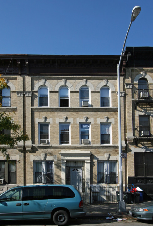 2324 Bedford Ave 6 in Brooklyn, NY - Foto de edificio