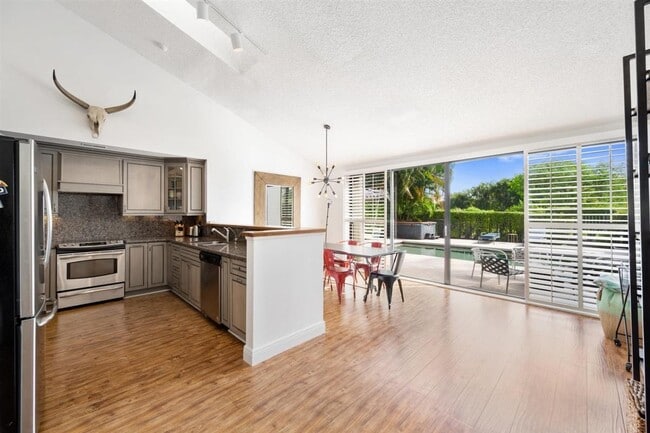 property at 2592 Sheltingham Dr