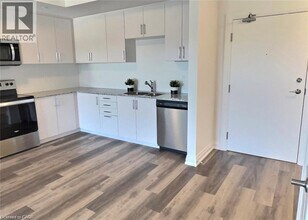 88 Gibson St in North Dumfries, ON - Building Photo - Building Photo