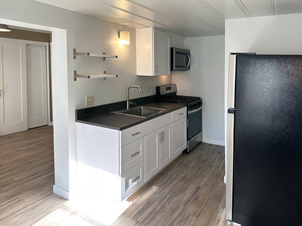 848 3rd St, Unit B in Santa Rosa, CA - Foto de edificio