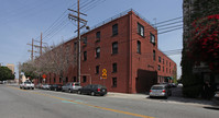 The Newberry Lofts / Artist Loft Apartments in Los Angeles, CA - Foto de edificio - Building Photo