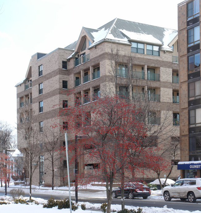 Marion Place in State College, PA - Foto de edificio - Building Photo