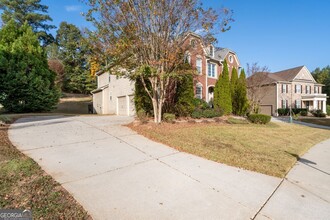 3236 Walnut Rdg in Atlanta, GA - Foto de edificio - Building Photo