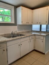 906 Joyful St in Columbus, OH - Building Photo - Building Photo