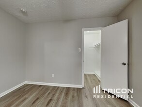 7047 Rockergate Dr in Missouri City, TX - Building Photo - Building Photo