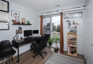 88 W 50 S in Centerville, UT - Building Photo - Building Photo