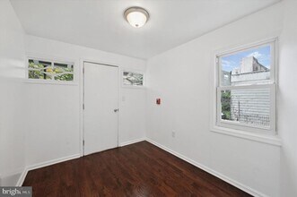 4928 Walnut St in Philadelphia, PA - Building Photo - Building Photo