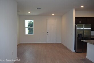 717 Spoonbill St in Palm Bay, FL - Building Photo - Building Photo