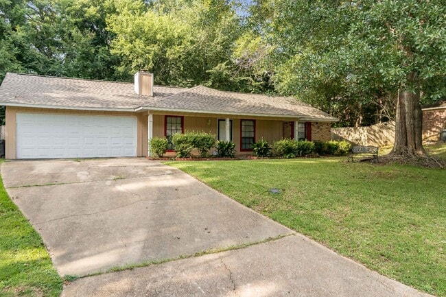 201 Shadow Cove in Clinton, MS - Building Photo - Building Photo