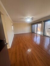 6633 Poplar Woods Cir E in Memphis, TN - Building Photo - Building Photo