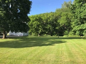 429 S Windsor St in Royalton, VT - Building Photo - Building Photo