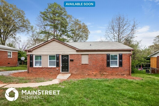 property at 641 Reeves Ct