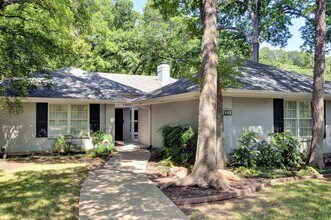 4024 Inwood Rd in Fort Worth, TX - Building Photo - Building Photo