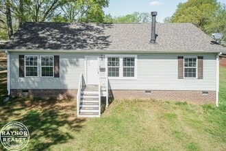 322 S Main St in Franklinton, NC - Building Photo - Building Photo